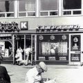 Pohjois-Haagan ostarin suihkulÃ¤hde.1977. Haaga Seura-Nouseva